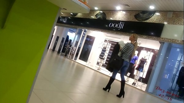 سپر مارکیٹ میں ٹھنڈا چوزہ۔